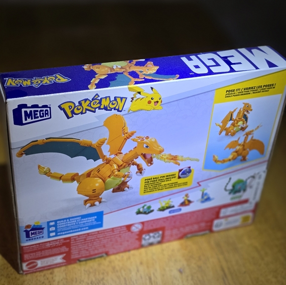 New Pokémon Charzard Mega In Box - Picture 5 of 5